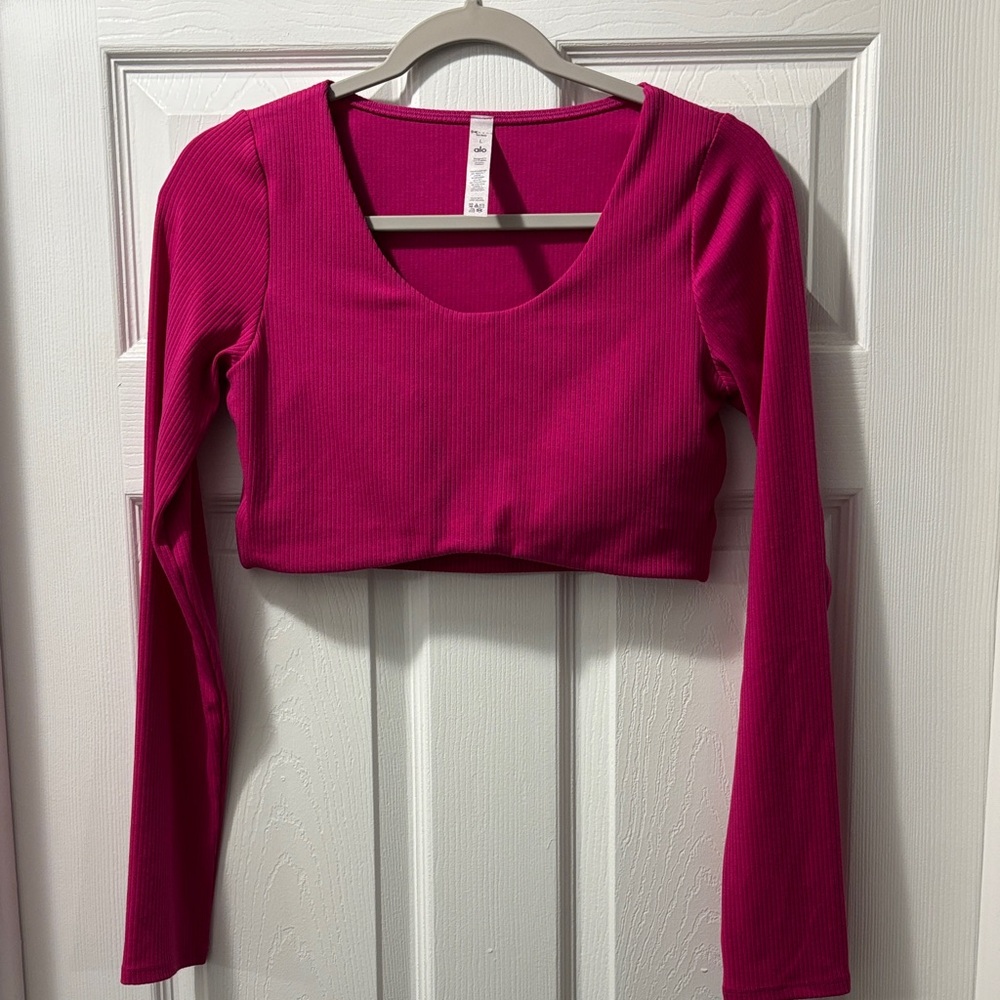 ALO Yoga Pink Long Sleeve Ribbed Crop Top